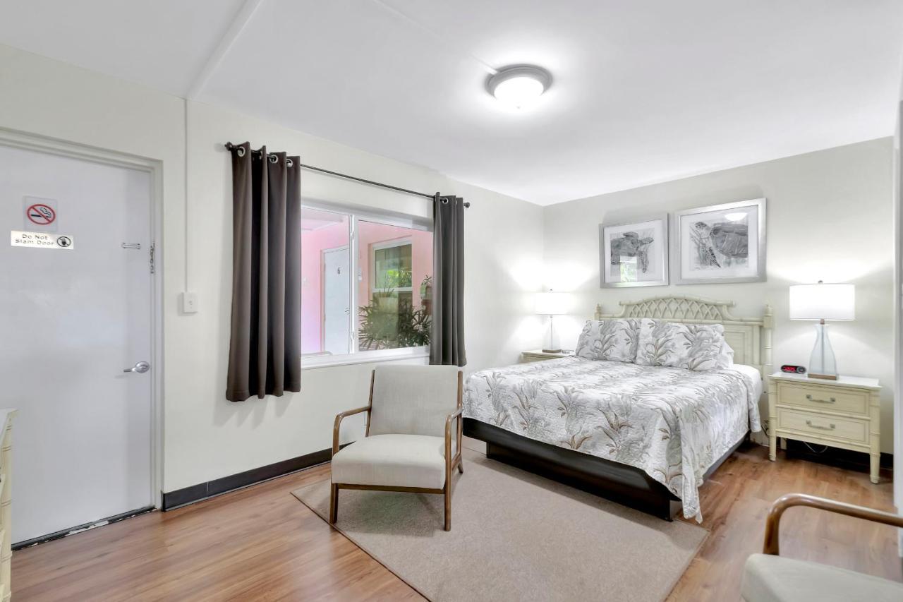 Seahorse Guesthouse Pompano Beach Bagian luar foto