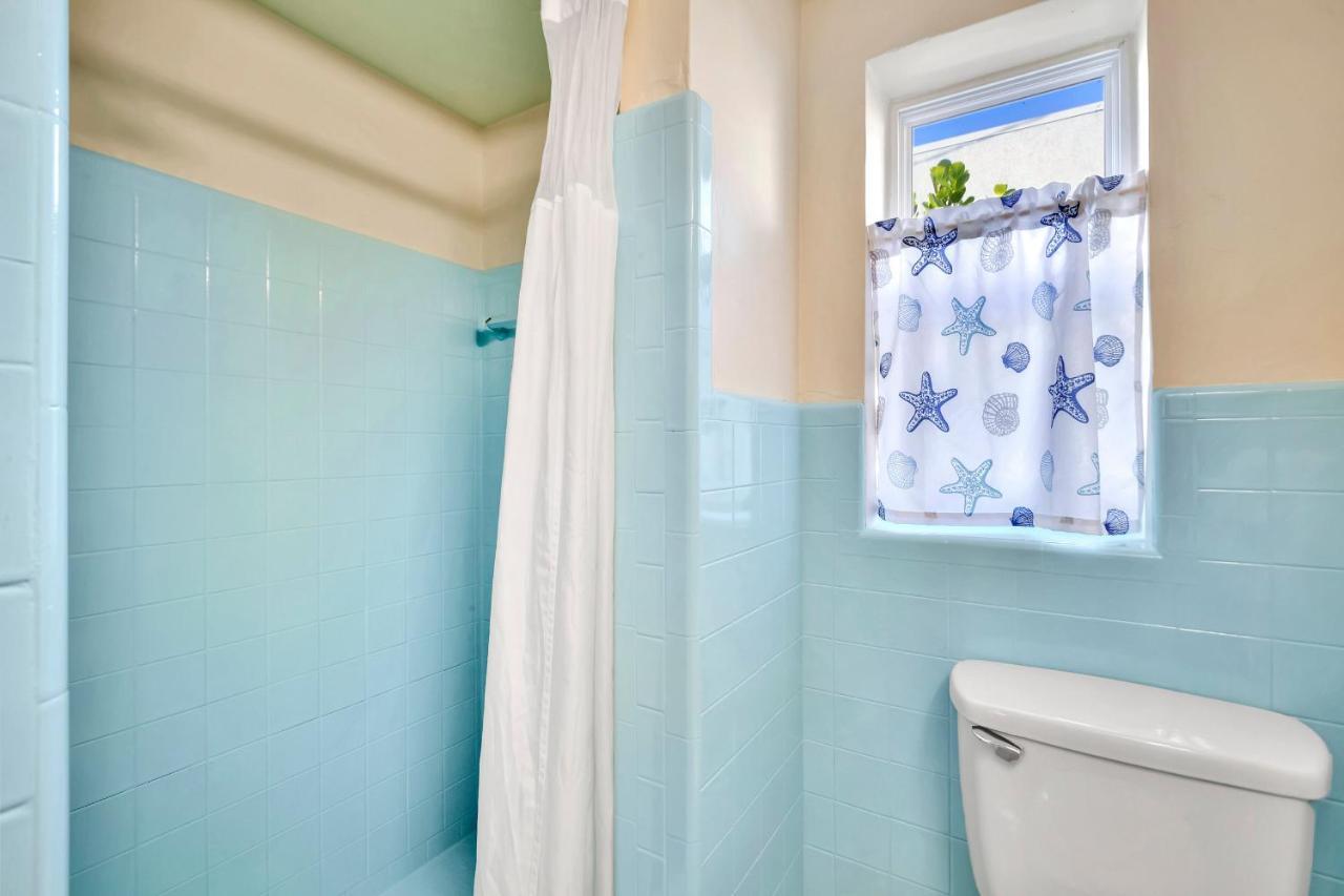Seahorse Guesthouse Pompano Beach Bagian luar foto