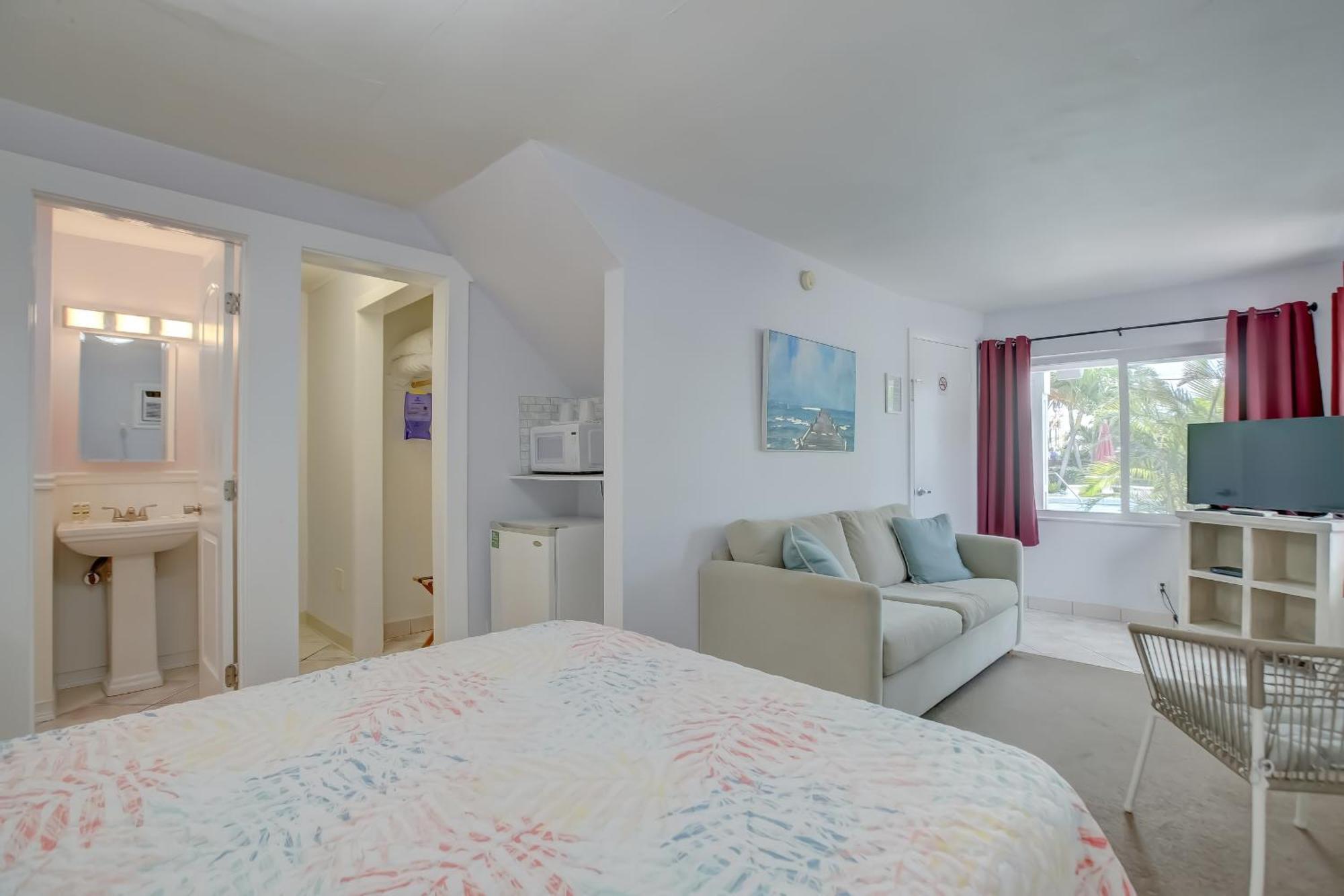 Seahorse Guesthouse Pompano Beach Bagian luar foto