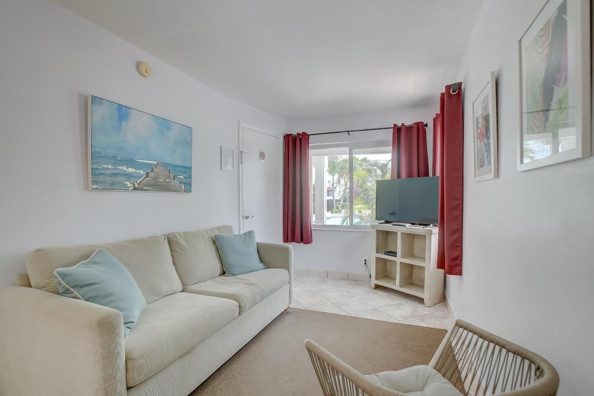 Seahorse Guesthouse Pompano Beach Bagian luar foto